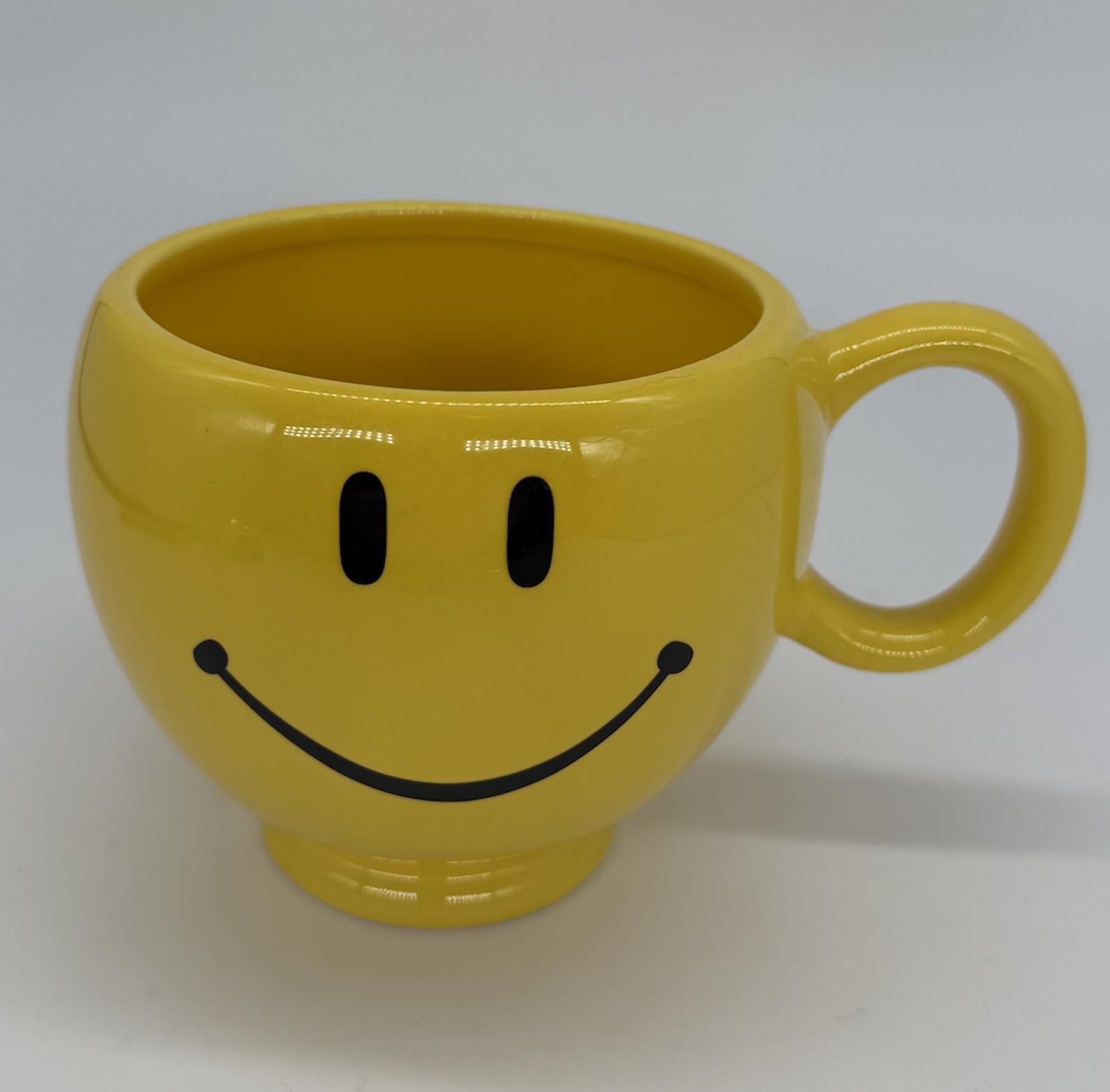 Vintage Teleflora Yellow Smile Face Mug 4.25″ Happy Cup