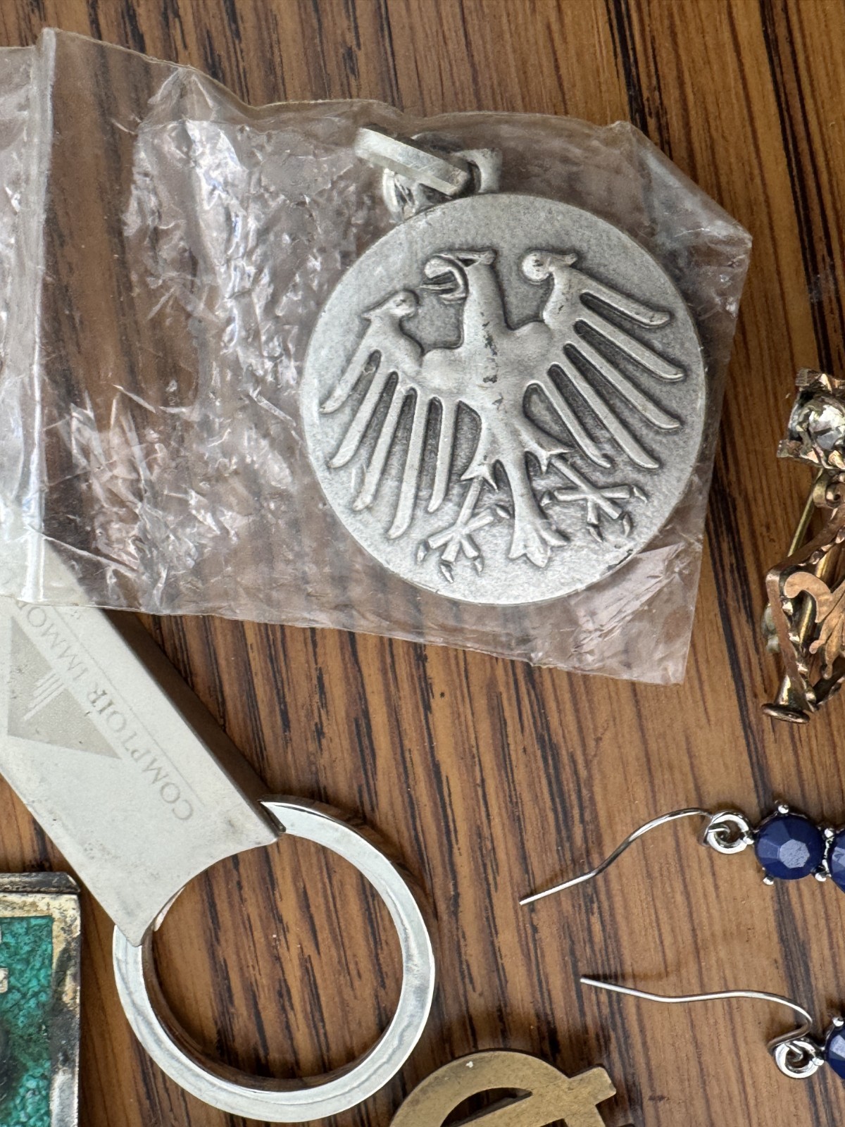 INVENTORY REDUCTION LOT – Collectibles Some 925 Knife Charms Bundesrat Key Chain