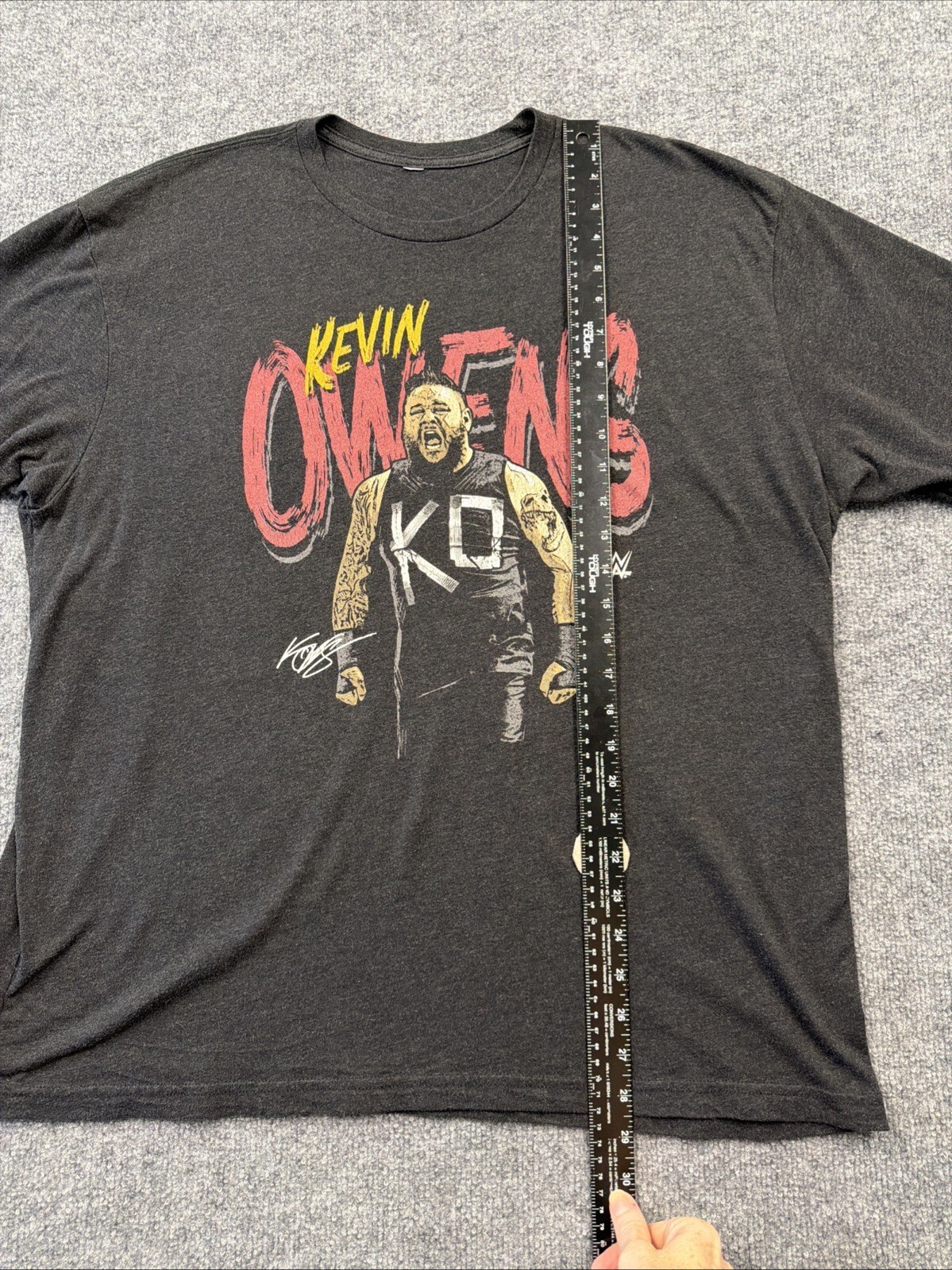 Kevin Owen’s WWE Fight Black T-shirt 2XL