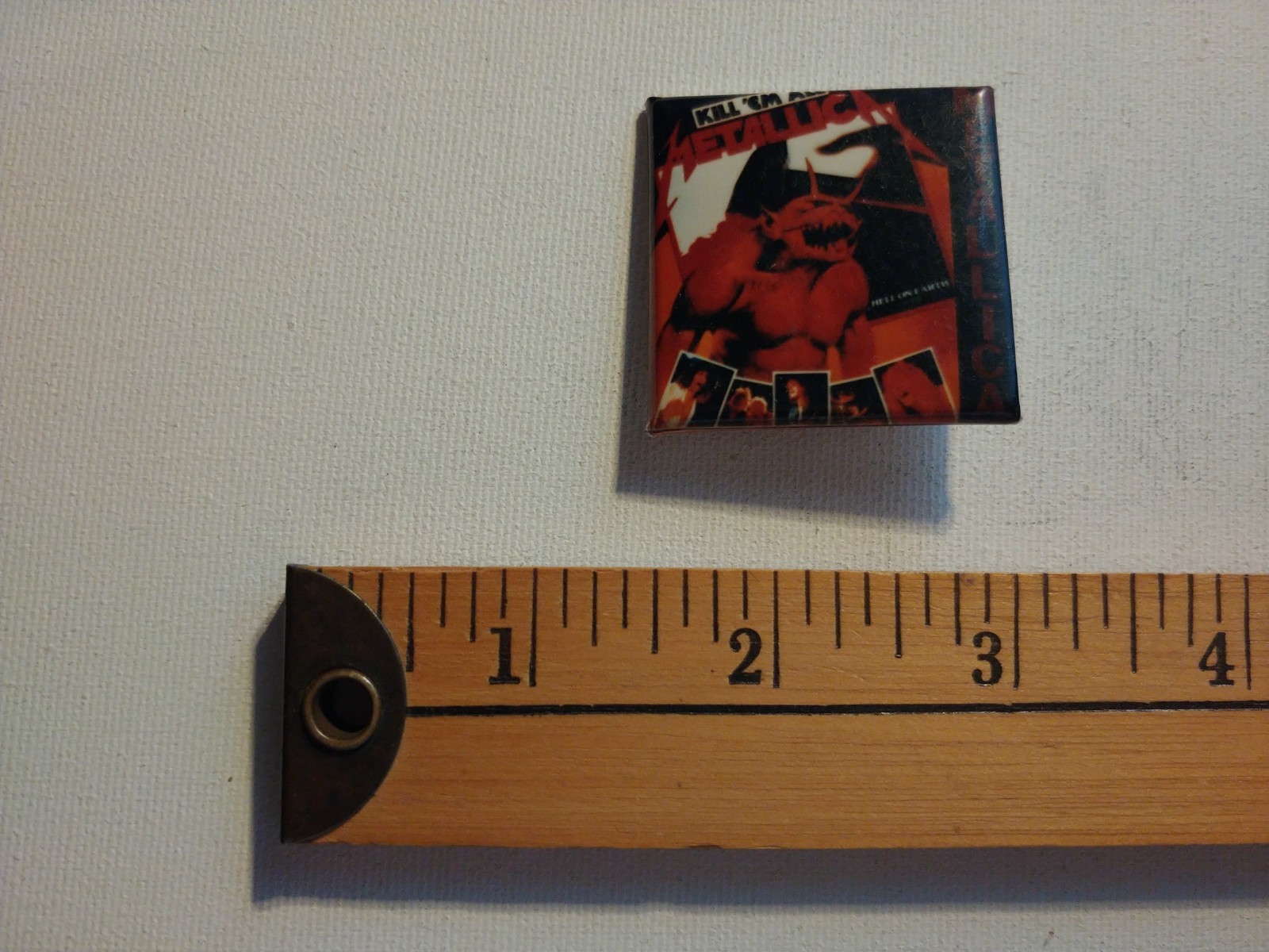 *RARE METALLICA ROCK N ROLL METAL BAND PINBACK BUTTON PIN CANADA *