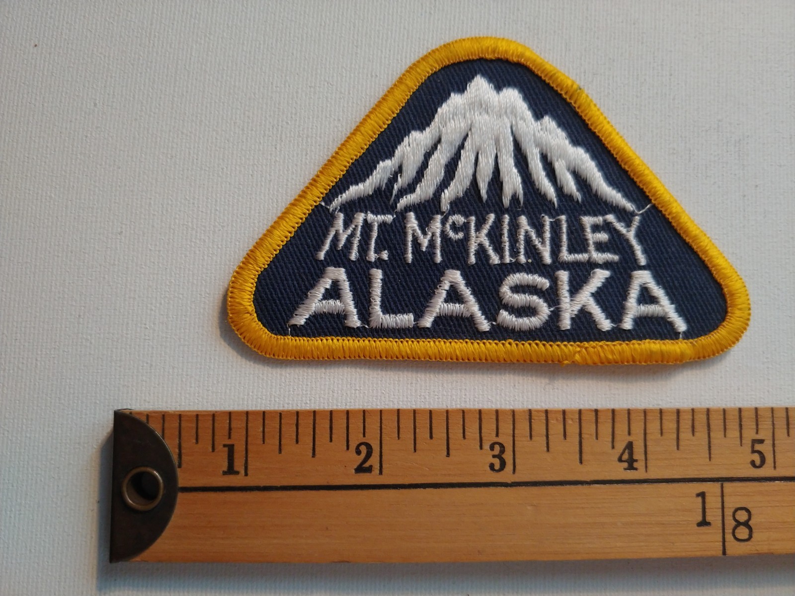 * RARE ALASKA MT. MCKINLEY SKI SKIING MOUNTAIN PATCH CREST ECUSSON *