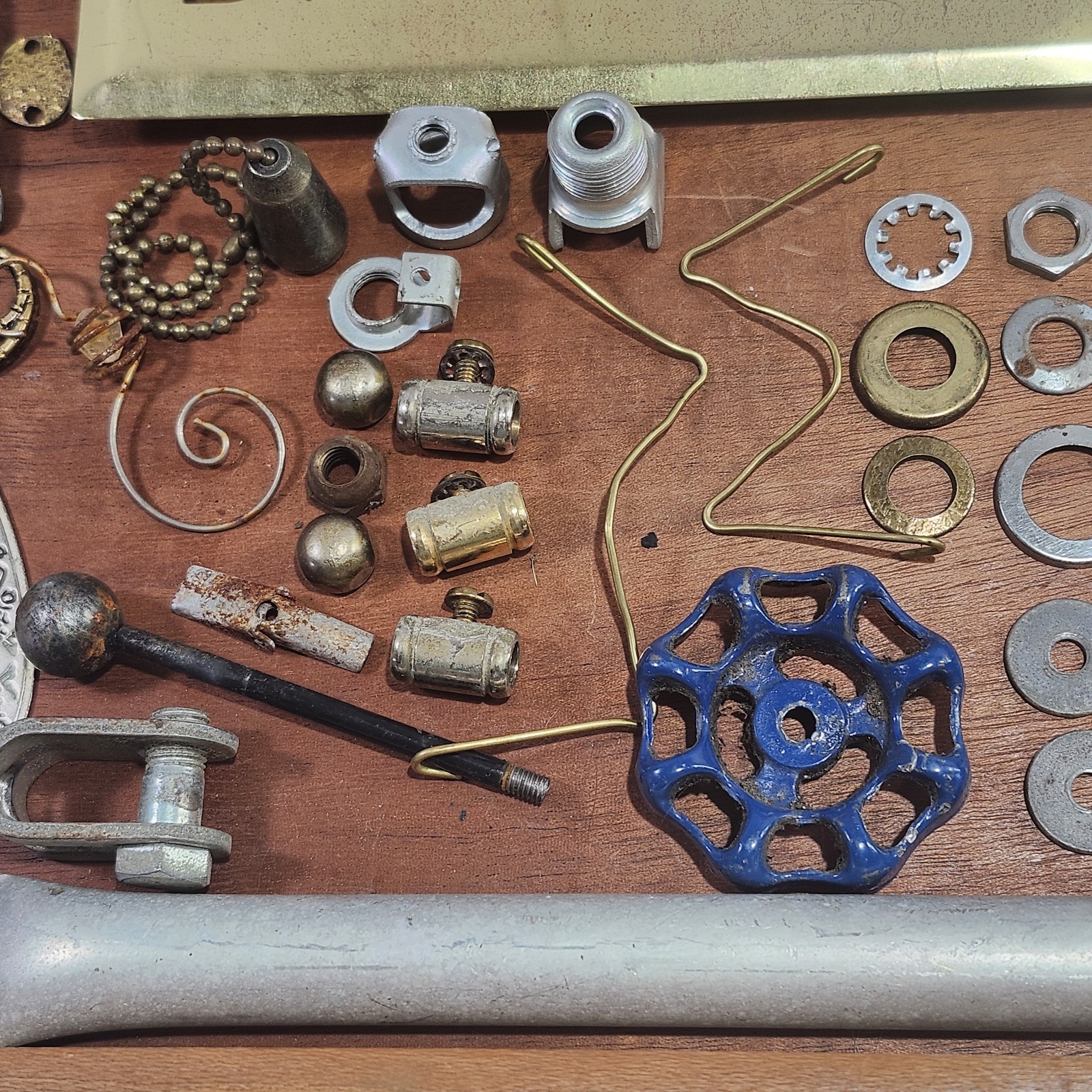 Junk Drawer Lot Mixed Metals Salvage Art Craft Assemblage Steampunk 2 lbs (MM1)