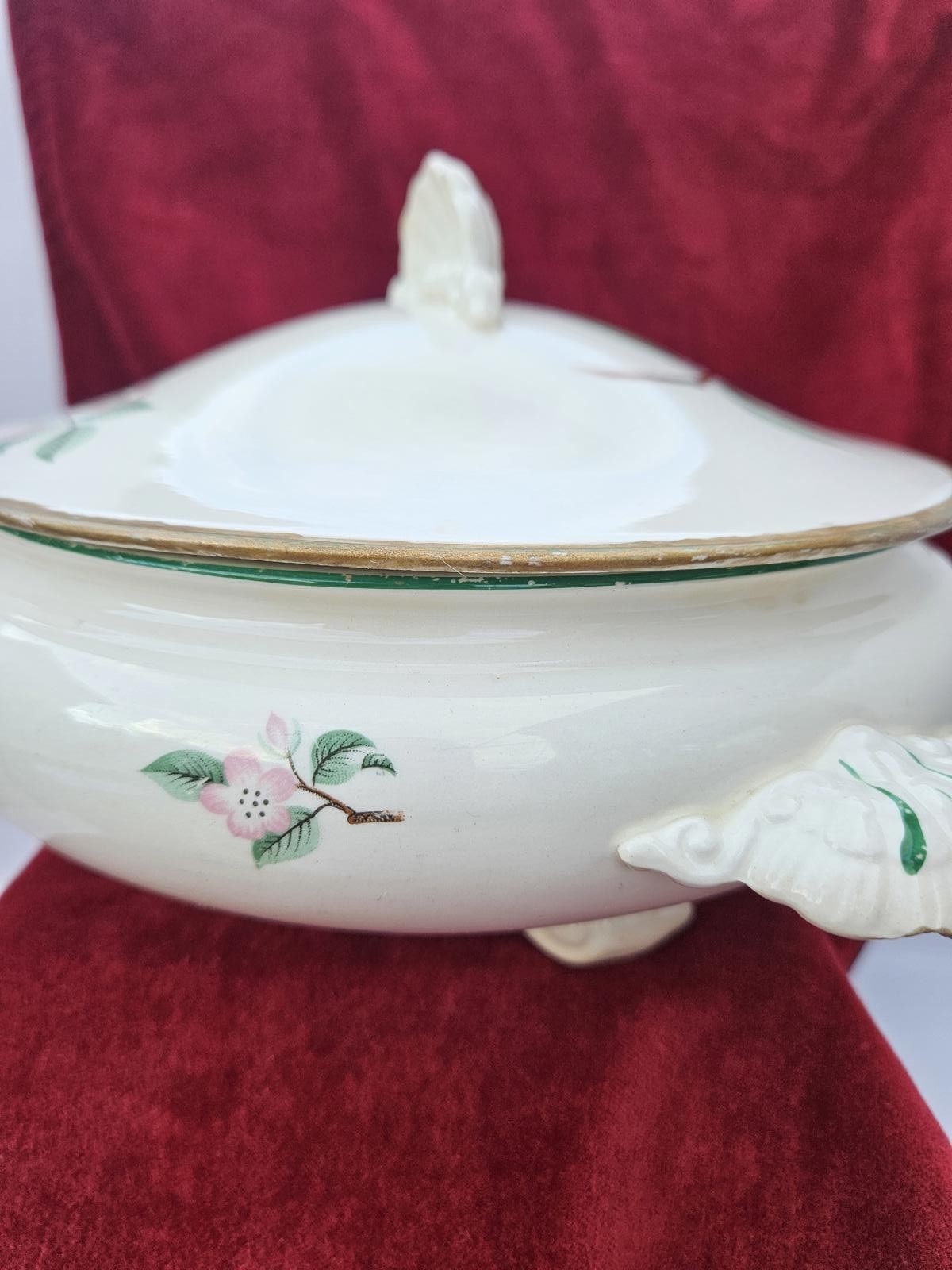 Vintage Homer Laughlin Nautilus “Apple & Blossom” Lidded Serving Dish – Chips