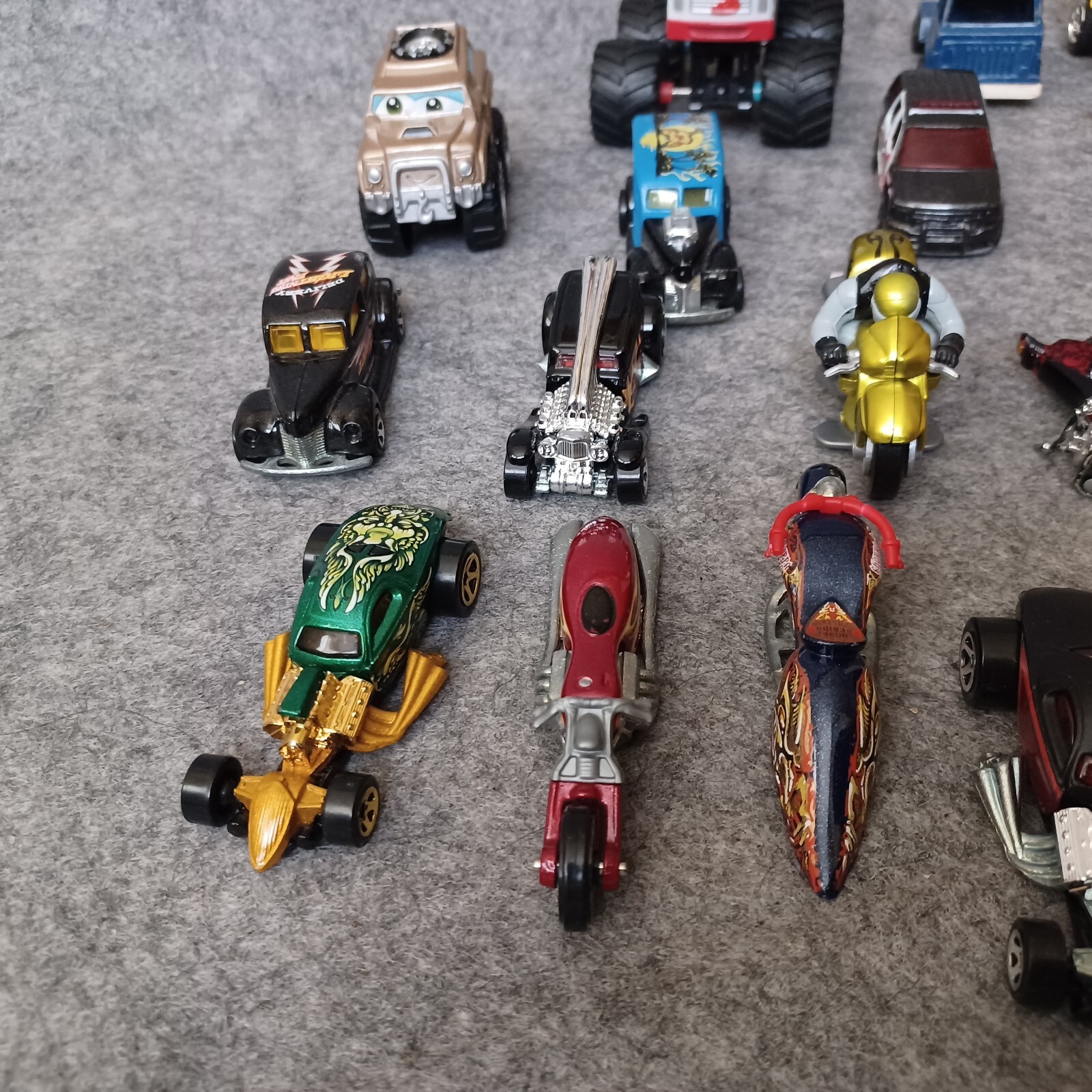 Junk Drawer Mixed Lot 1976 2000s Diecast Trucks Cars Motorcycles Hot Wheels More