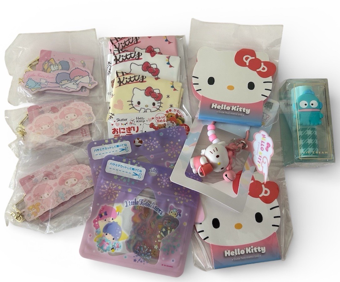 Hello Kitty Friends My Melody Memo Stickers Keychain Mixed Lot Stationery Anime