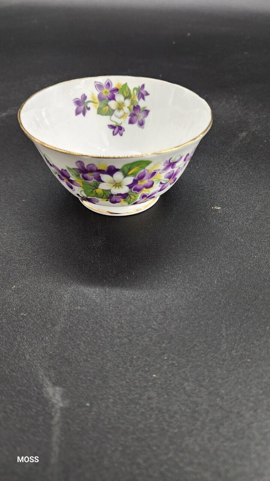 Woodland Violet Tuscan Fine English Bone Sugar Bowl Gold Trim