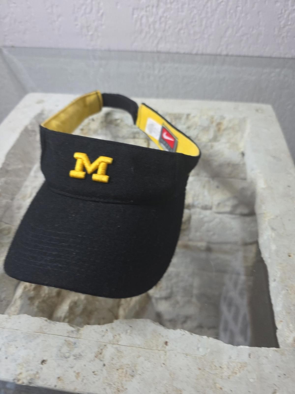 Michigan Wolverines Hat Visor Strap Back Mens Blue NCAA Football Wool Nike