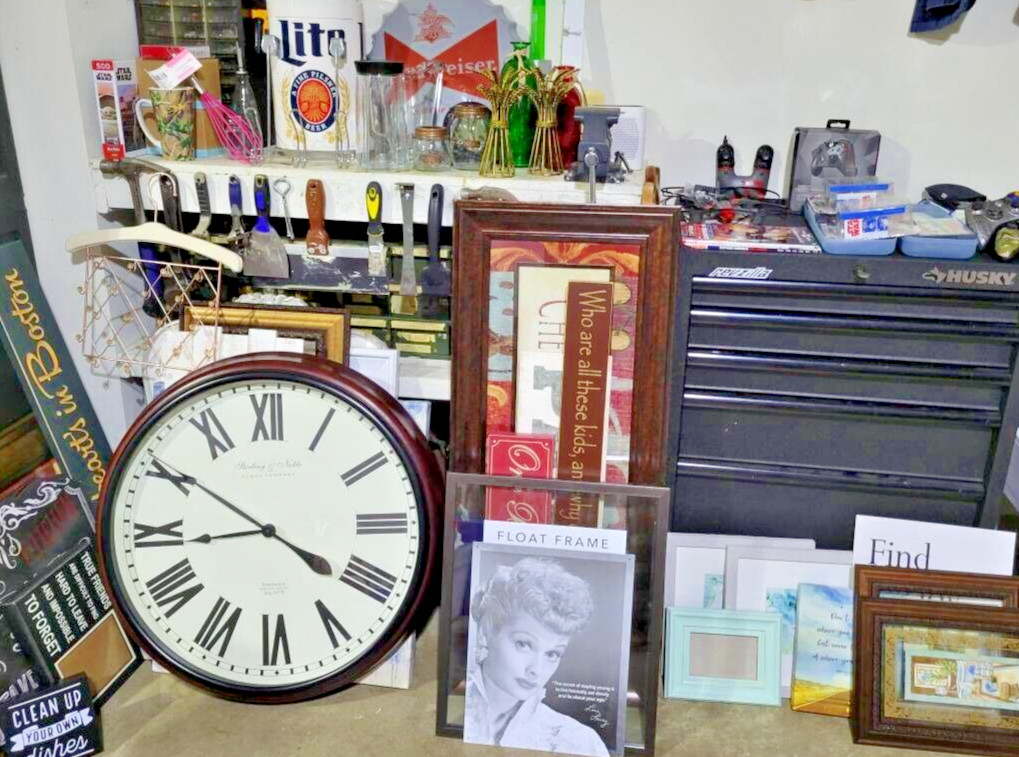 10 pound box lot of New & Vintage collectible items- ** see details** #T42WE