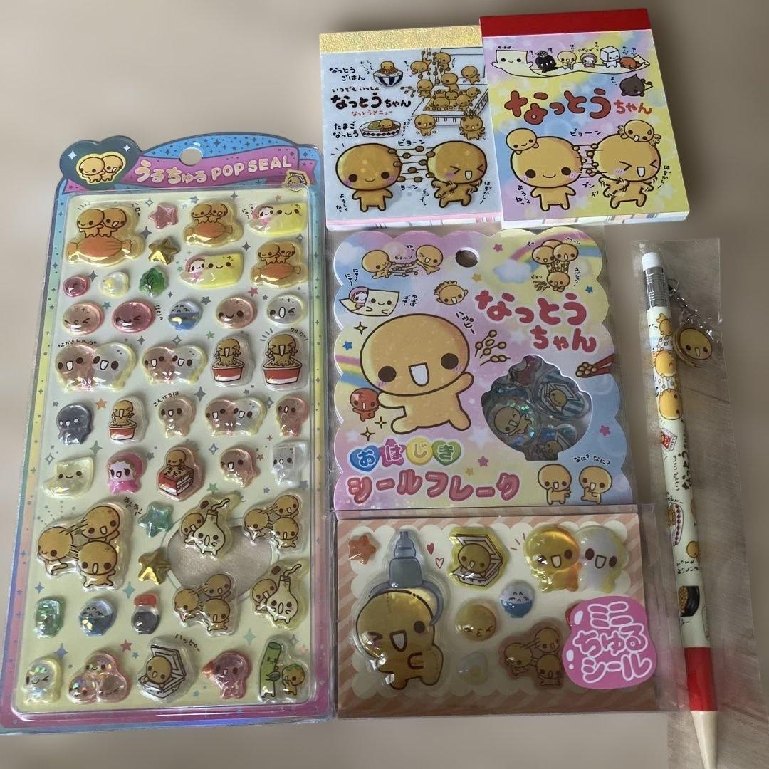 Uruchuru pop sticker mechanical pencil Ohajiki sticker memo pad Natto-chan
