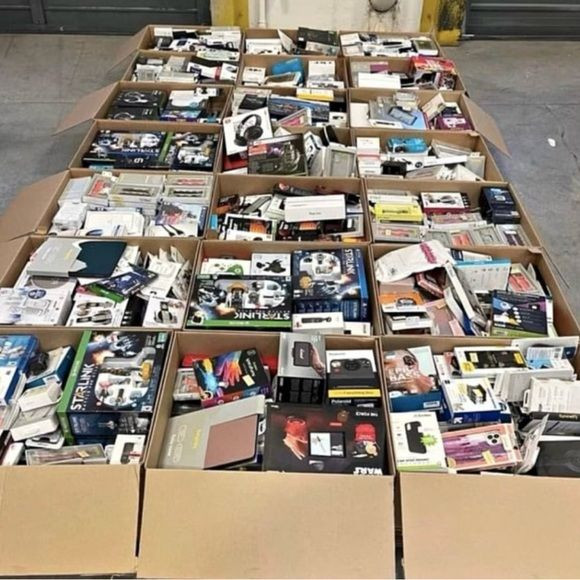 Small Overstock Bundle – Mixed Inventory Lot