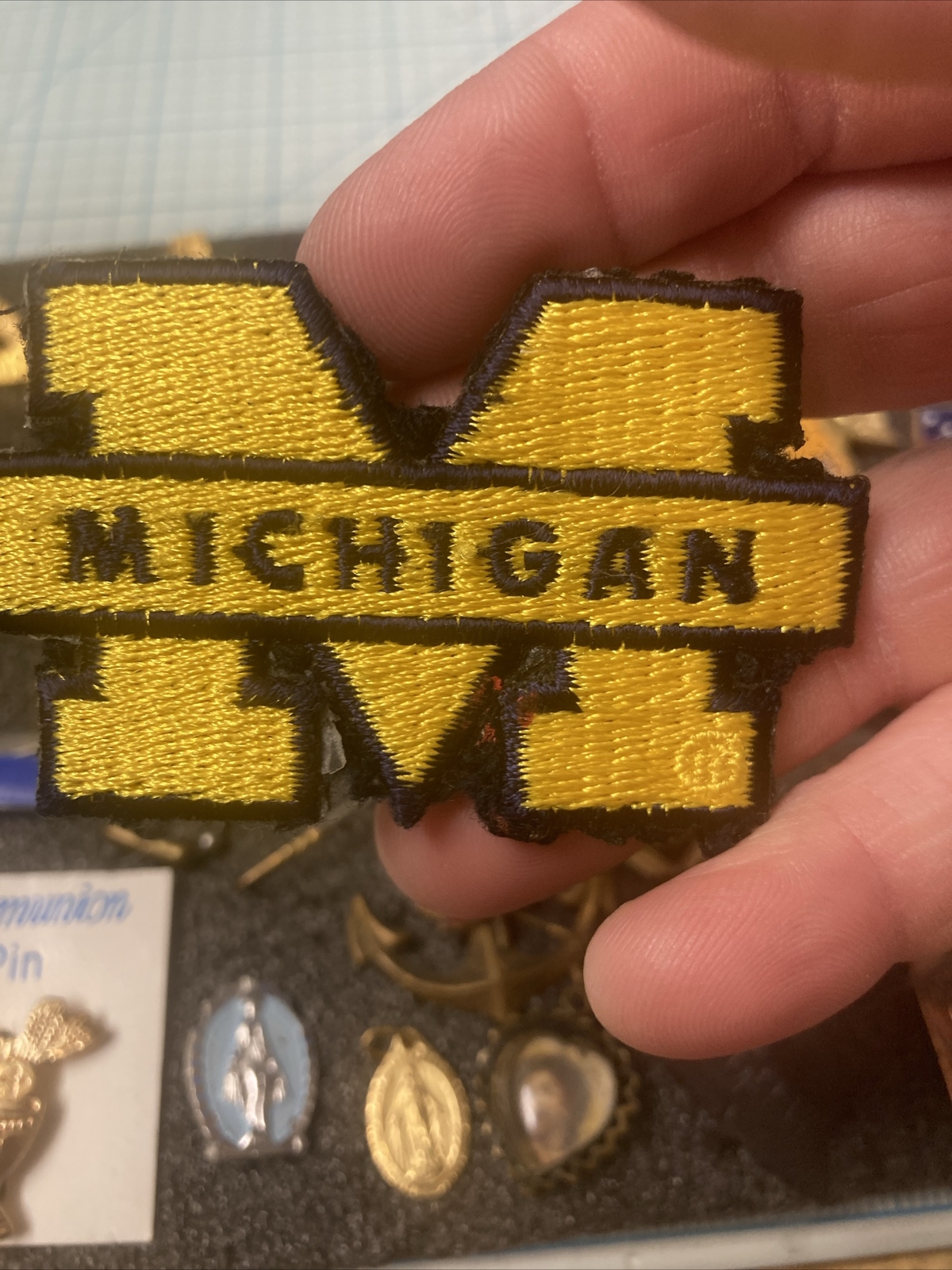 Pop’s USED Mixed Vtg. Items Lot- Pins/Religious Pins/Michigan U Patch/etc NICE!