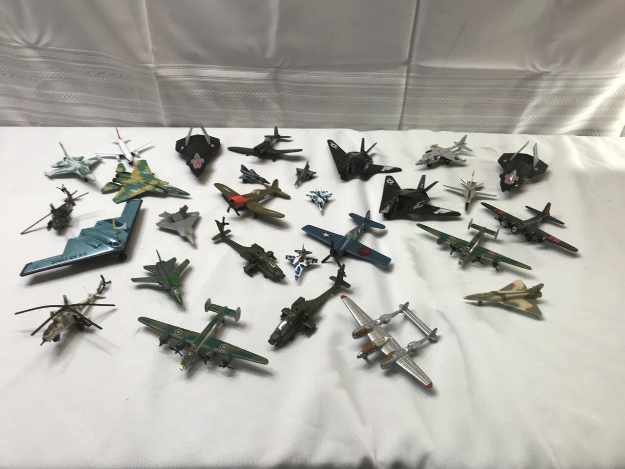 1 pound “Junk Drawer Estate Crate”- Mixed items, bulk- See details below#MTS35