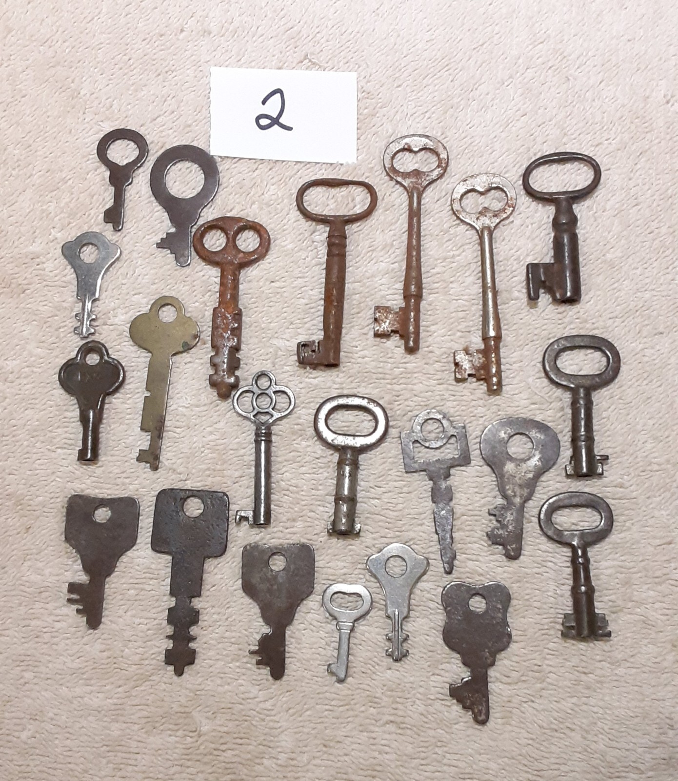 Antique Vintage Skeleton Barrel Flat Mixed Keys Cabinet Door Junk Drawer Lot 2