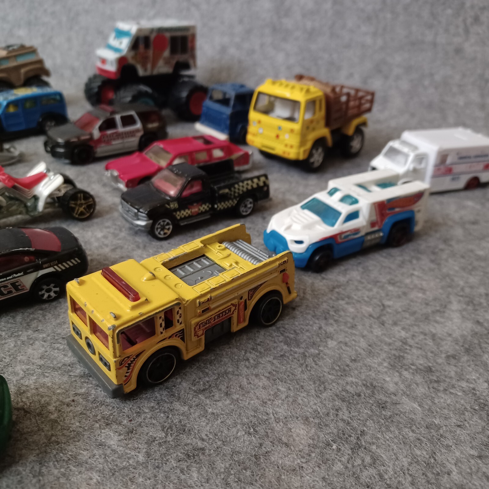 Junk Drawer Mixed Lot 1976 2000s Diecast Trucks Cars Motorcycles Hot Wheels More