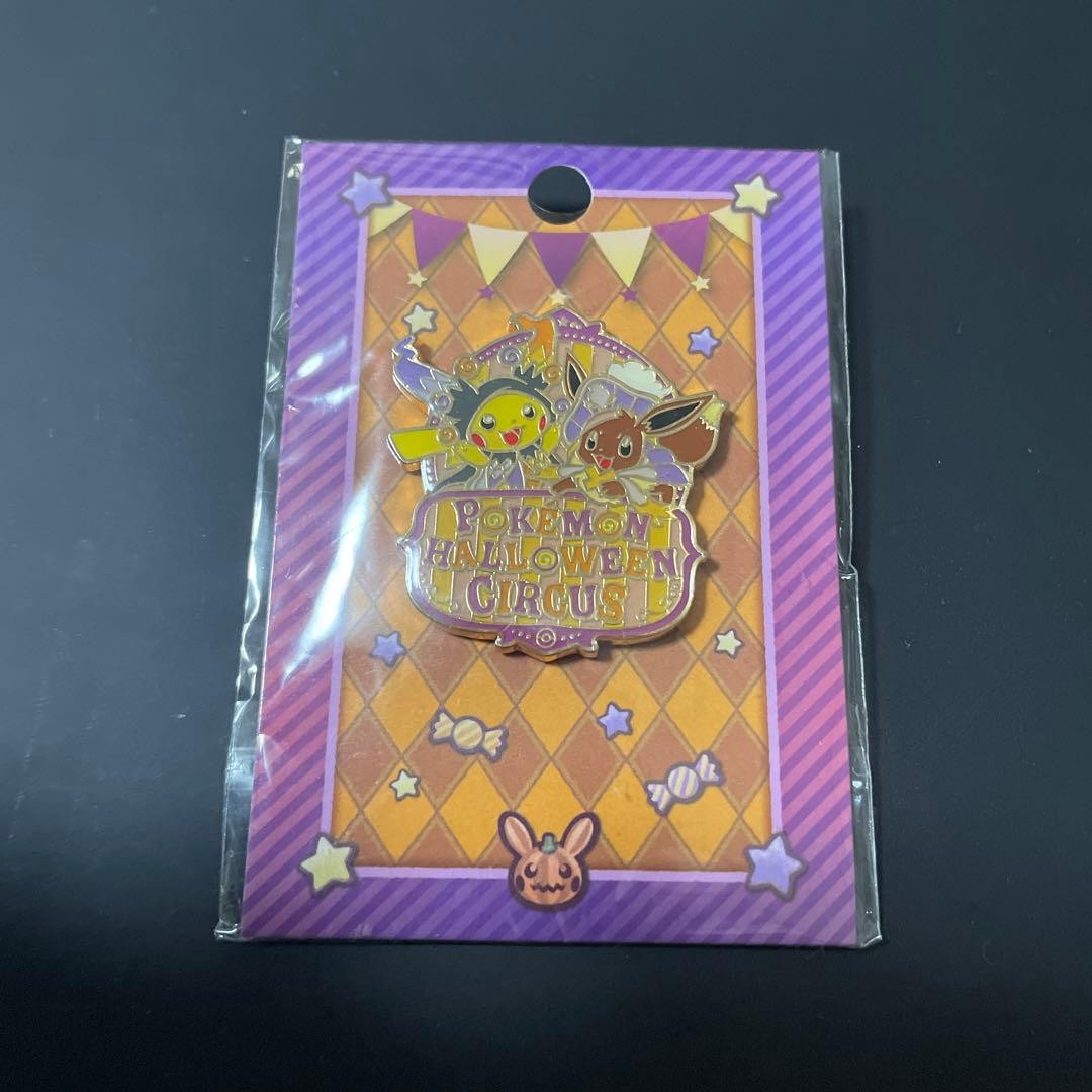 Pokemon Center Logo Pins Halloween Circus Pikachu & Eevee
