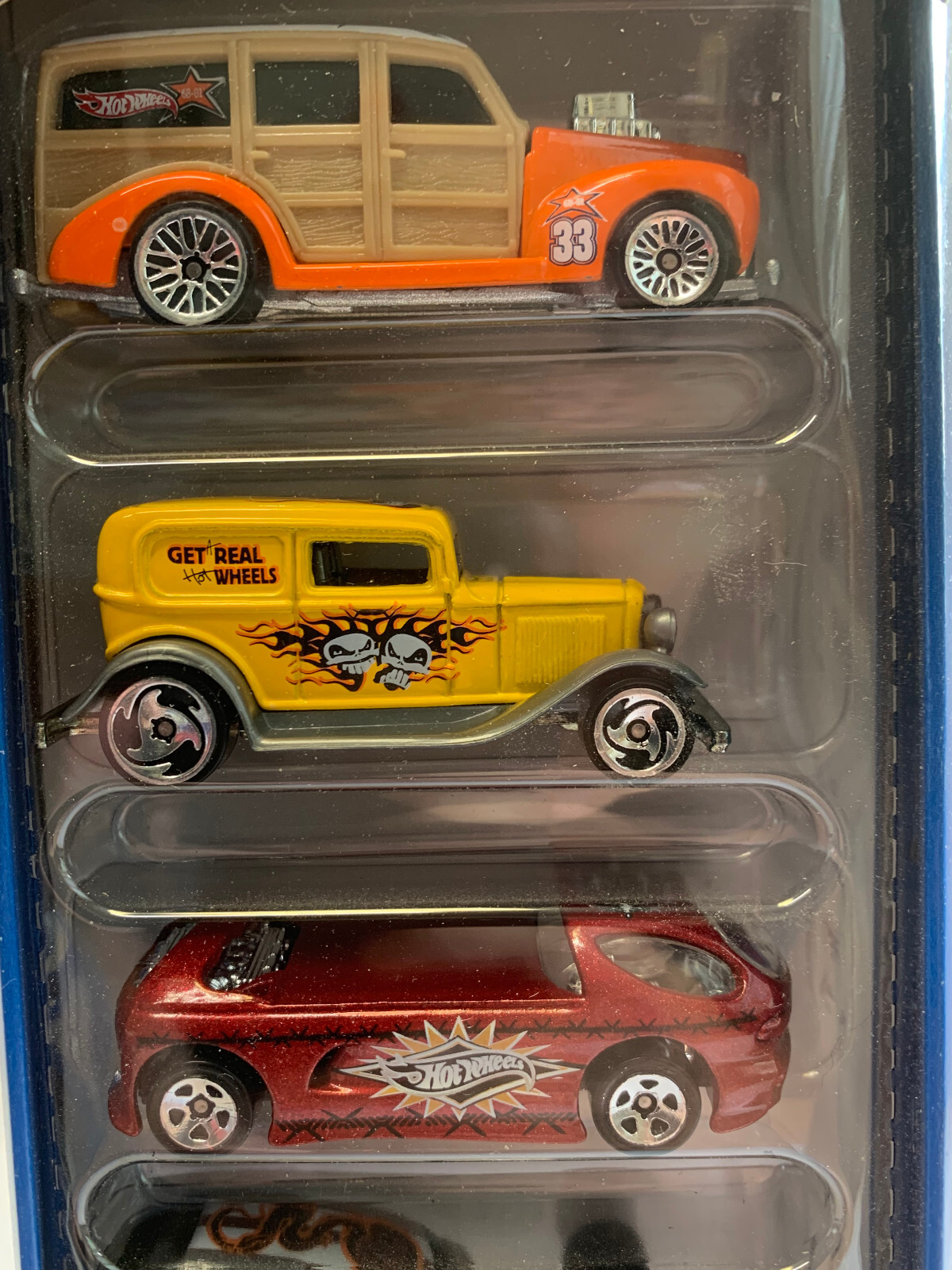 Hot Wheels Gift Packs Shark Park, Autogrfx, & Skate-Boarders Diecast Cars NIB