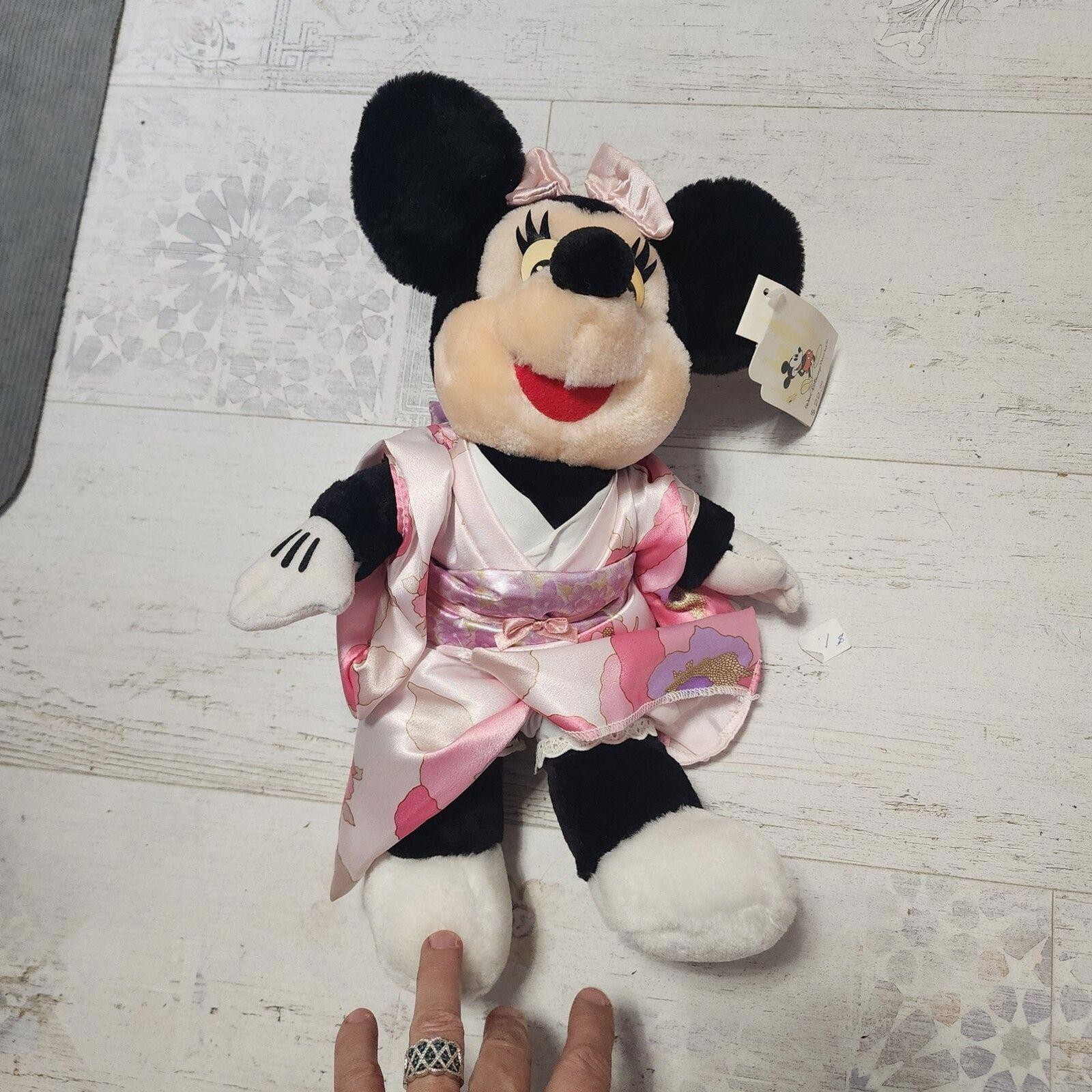 NWT VINTAGE Disneyland Minnie Mouse Kimono Plush Stuffed Animal Walt Disney