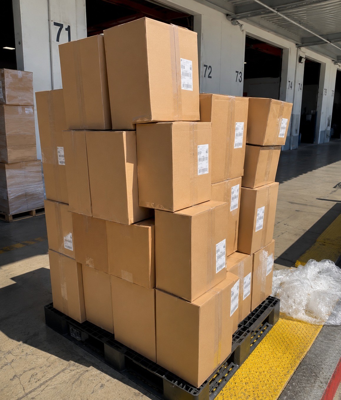 Best Seller Amazon Overstock Grab Bag : Household Items
