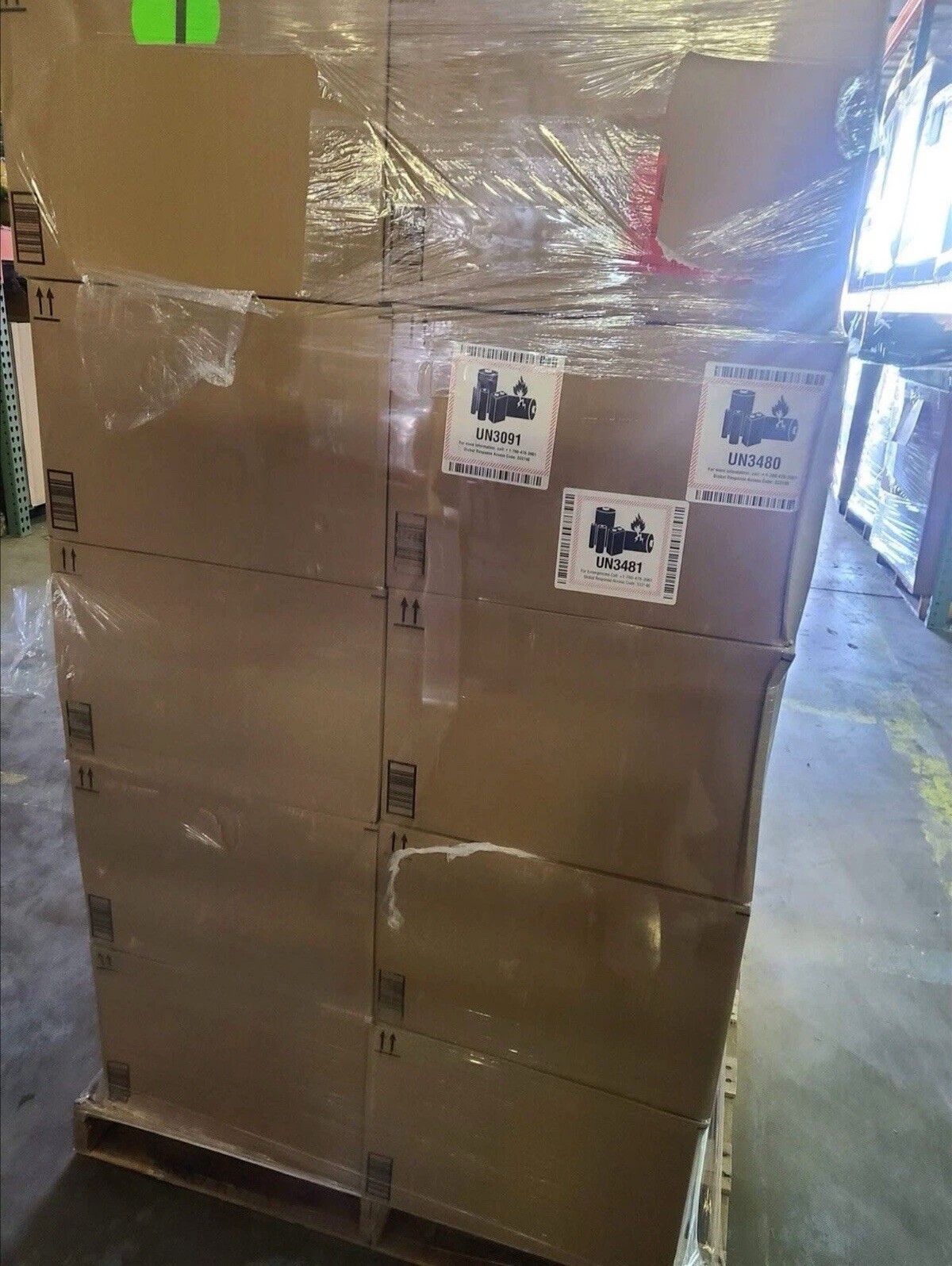 Amazon Target Liquidation Lot – Home Décor & Retail Mix