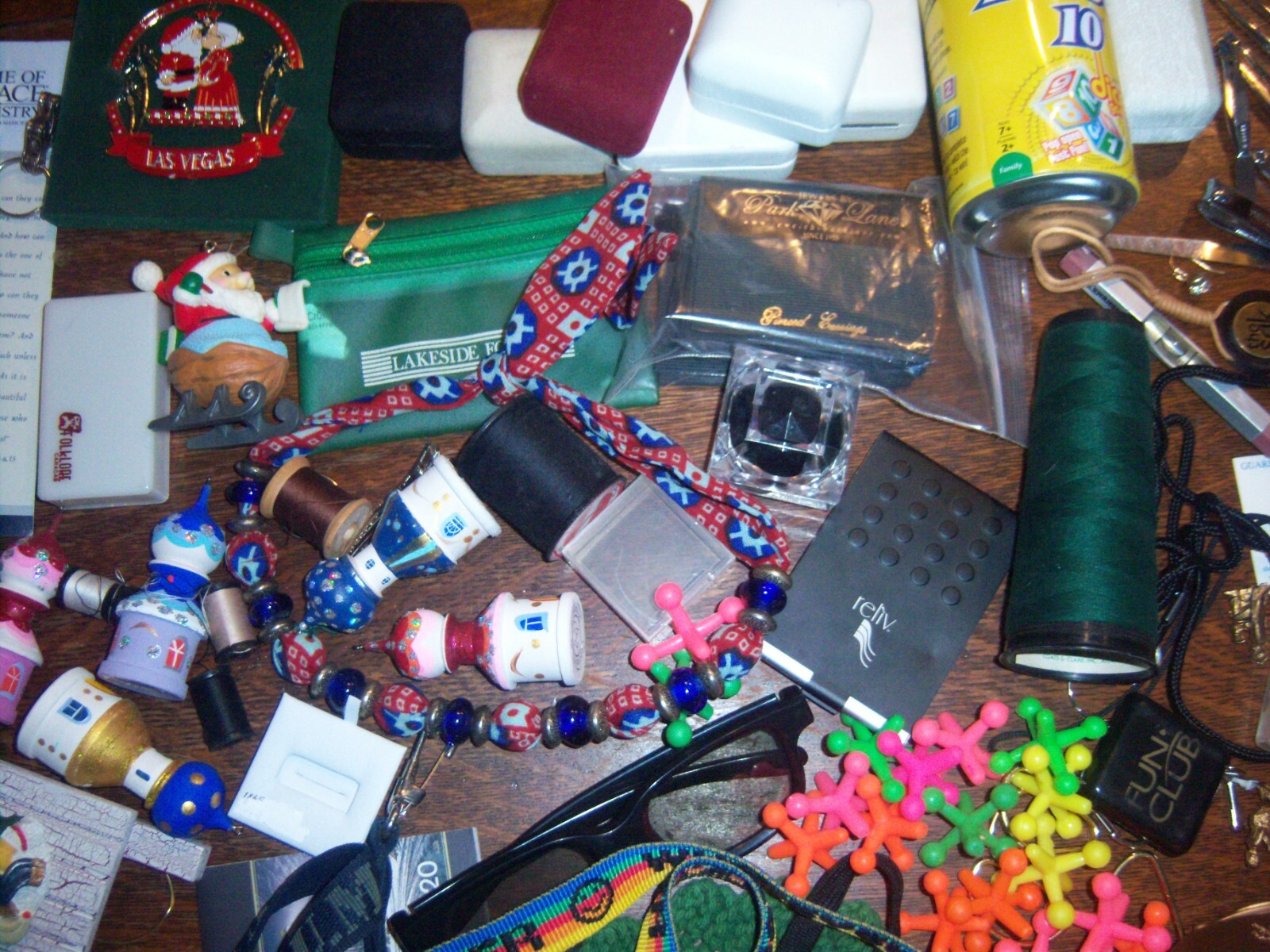 LADIES / WOMANS JUNK DRAWER TREASURES, CRAFTS, SEWING, NAIL ITEMS, ORNAMENTS +