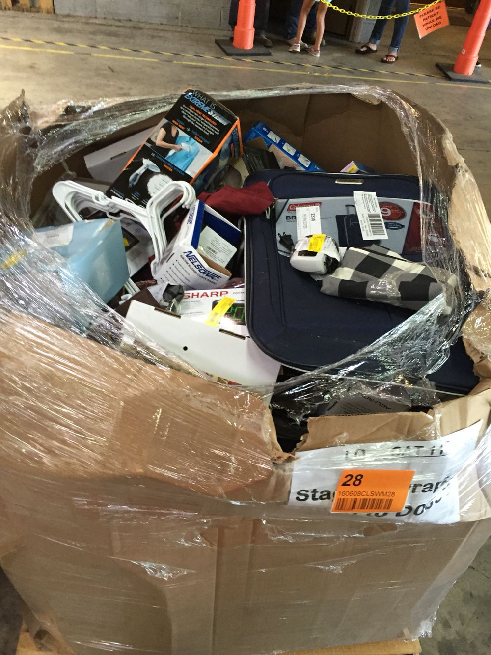 Small Overstock Bundle – Mixed Inventory Lot