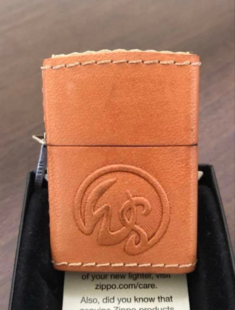 Zippo WINS HOUSE Winds House Leather Made in 2004 Good Condition