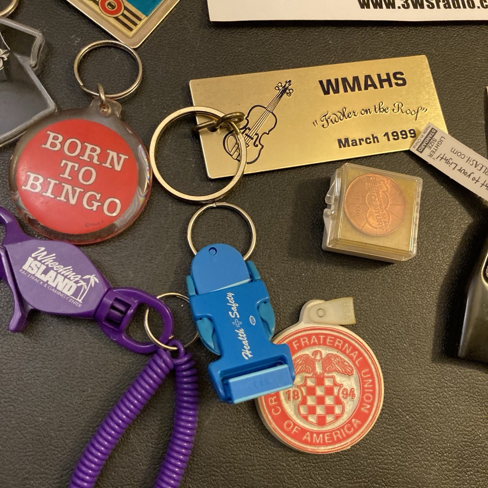 Keychains Pins Magnets Stickers Decal Lot Pittsburgh Pins Bingo Hershey Job Junk