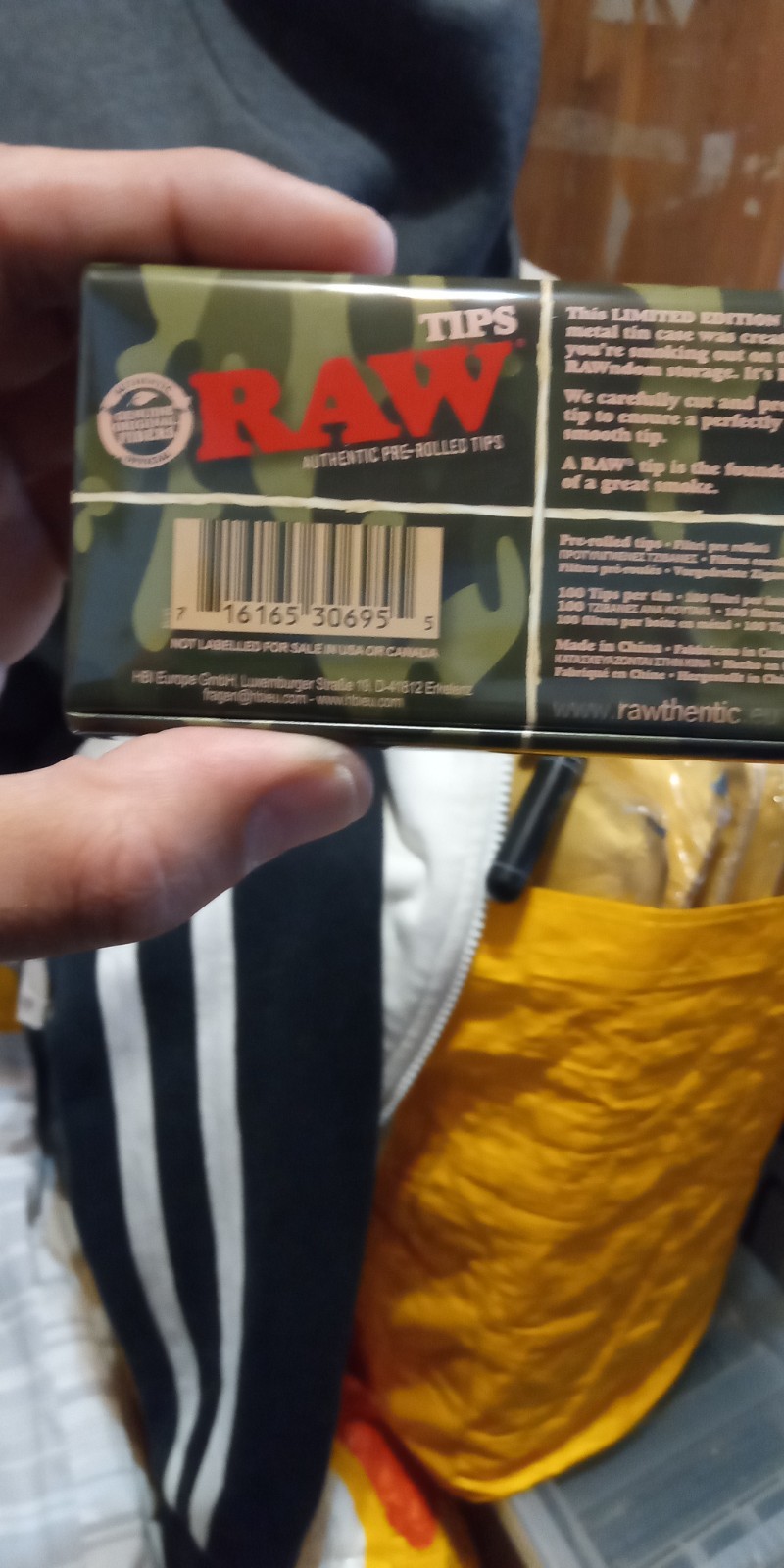 X1 sexy babe X3 rawLtd edition camforlage pre rolled filter tips tins brand new