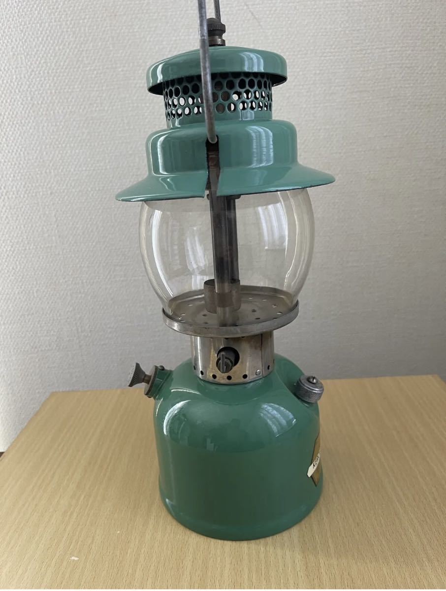 Coleman 234 Kerosene Lantern 1936/2 Green Pyrex Coleman Globe Vintage