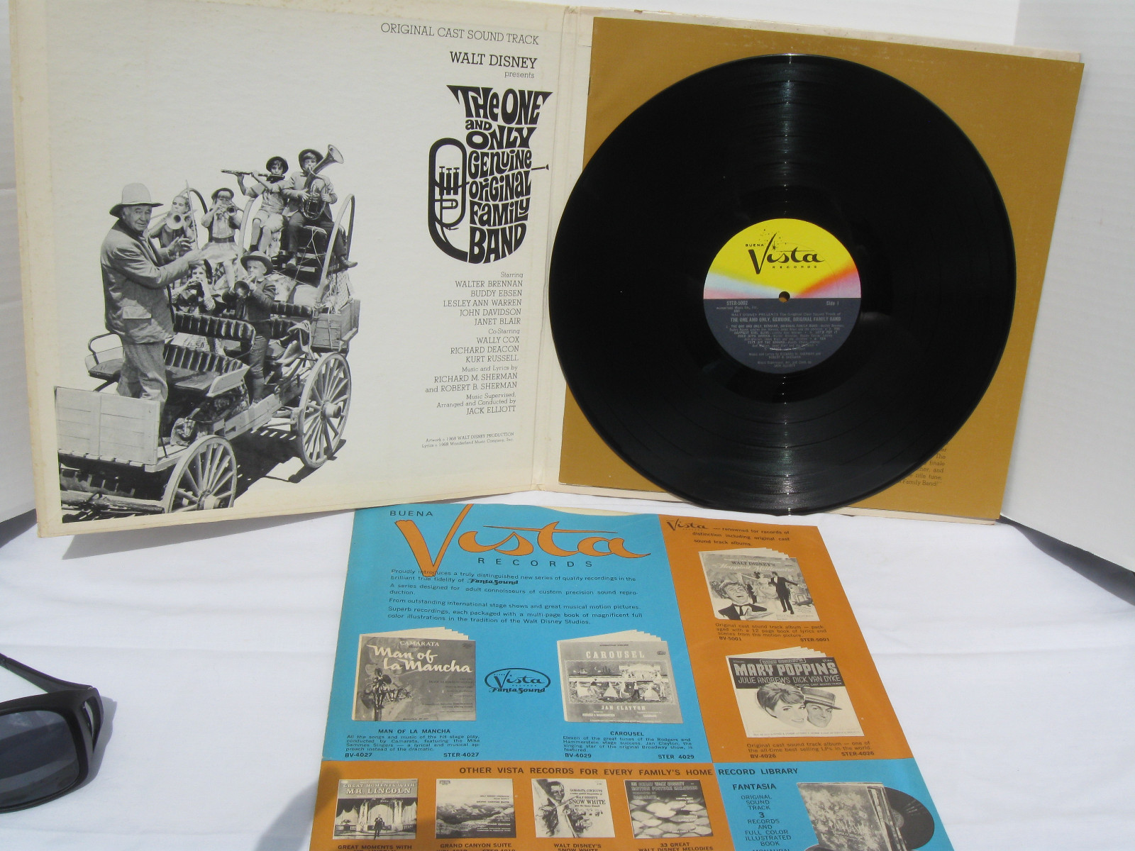 One and Only Genuine Family Band vinyl LP 1968 NM Walt Disney w/ booklet