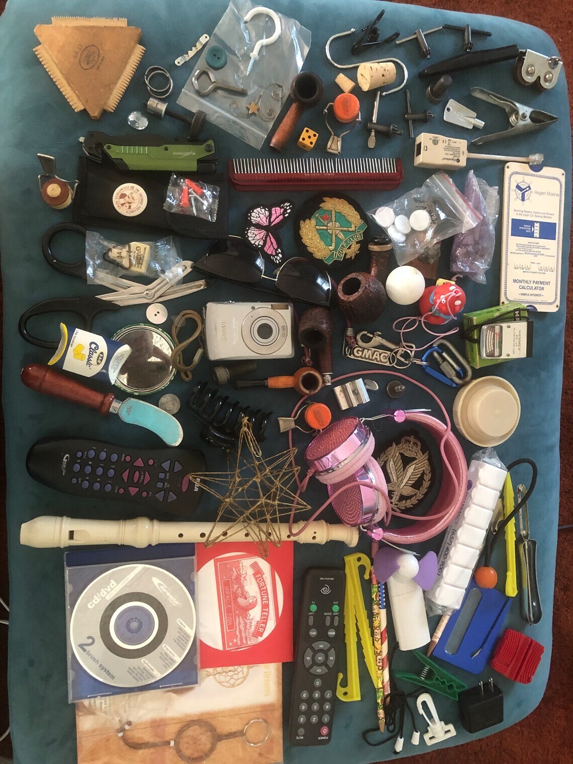 Liquidation Box: 15 pounds-old & new varied items, private estate finds NY-#FR6