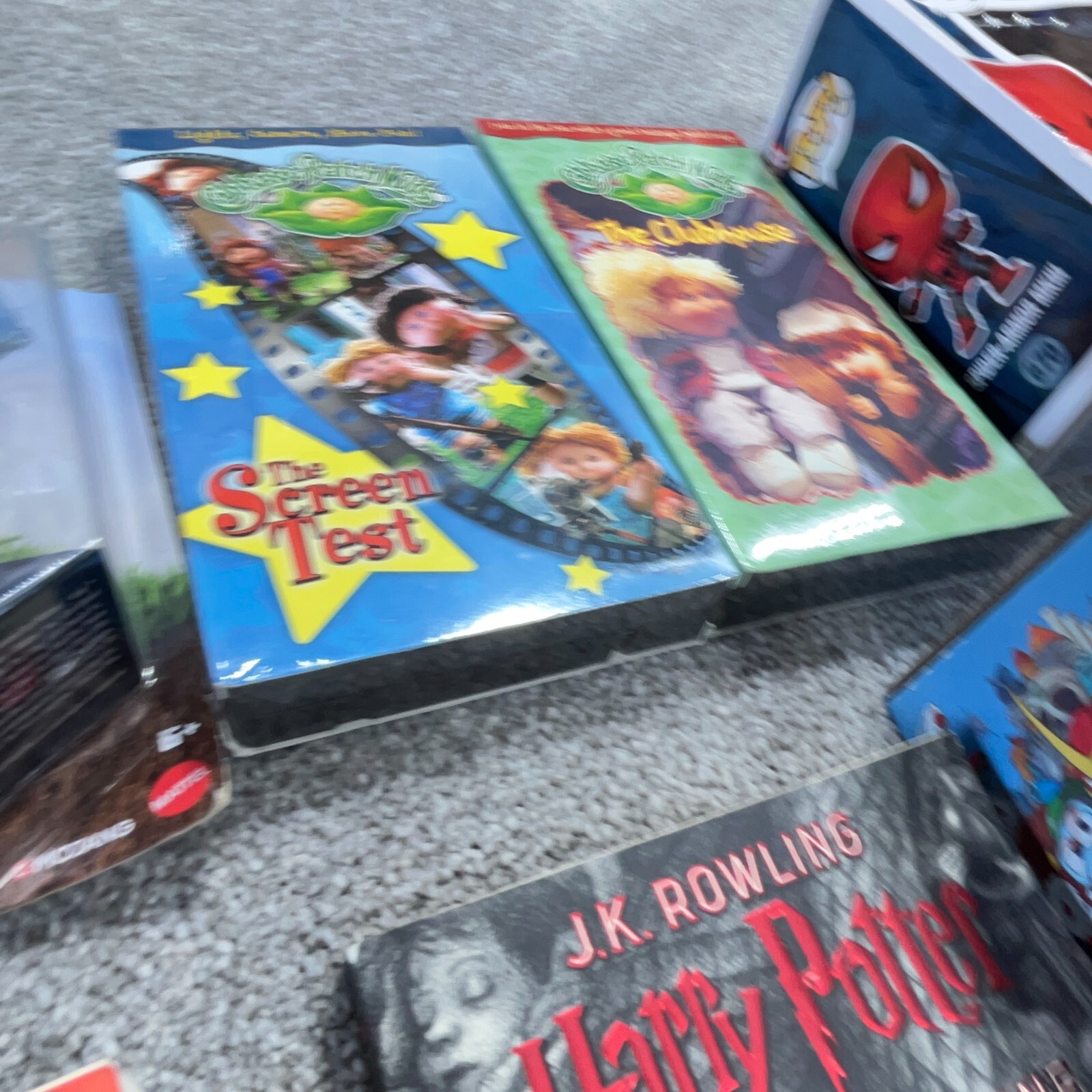 Junk Drawer Flea Market Reseller Lot Toy Video Game Action Figure Collectible F5