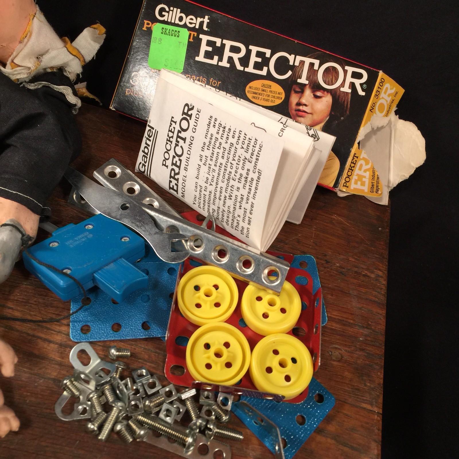 Vtg Toy Junk Drawer Lot Squirt Gun s Puppet Bendy s Erector Set PRIORITY MAIL
