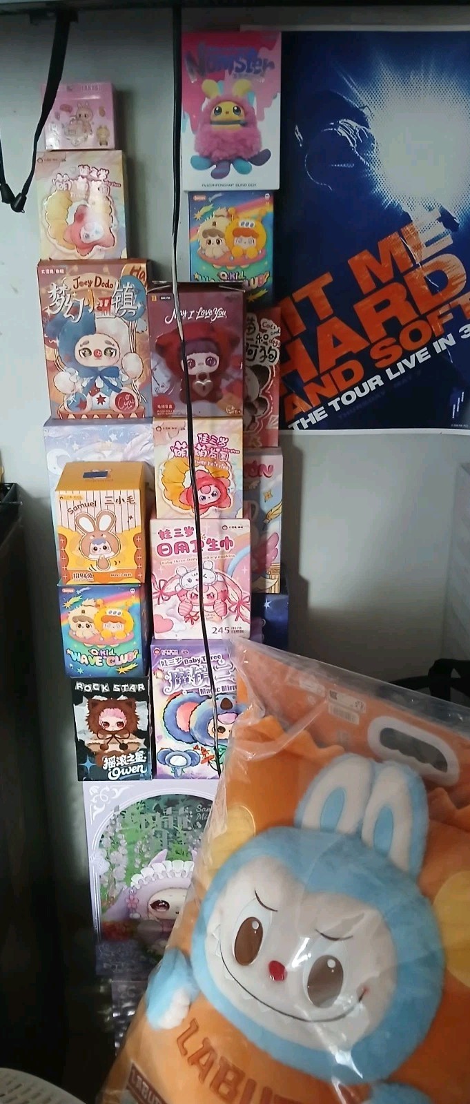 Huge LOT Of Blindboxes 400% and Rares! Box Of Over 100 Collectors Cards Included