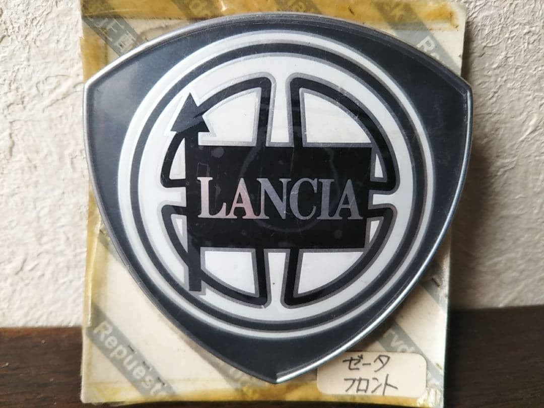 Lancia Zeta Emblem for Fiat Abarth Alfa Romeo Plastic Genuine W/H60