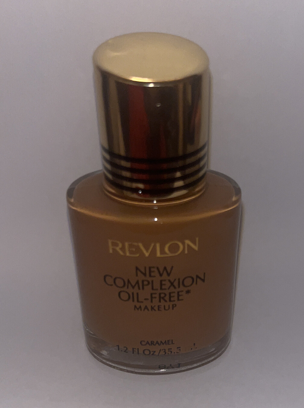 REVLON New Complexion Oil Free Liquid Makeup – CARAMEL Full size