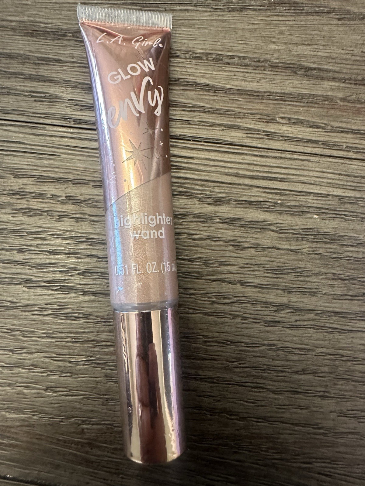 L.A. Girl Glow Envy Highlighter Wand, Xtra GBL577