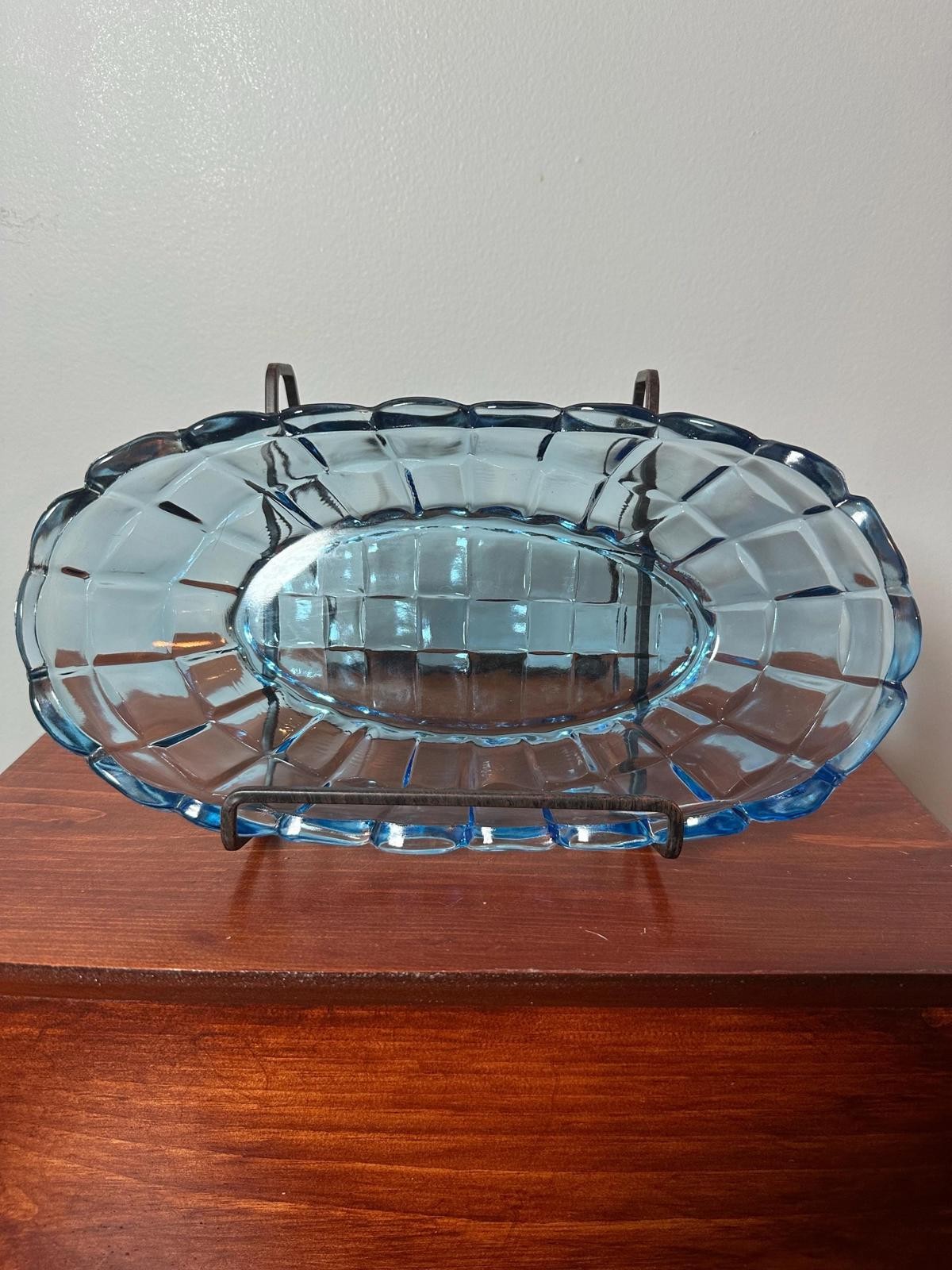 Dalzell-Viking Blue Glass Oval Bowl With Block Design