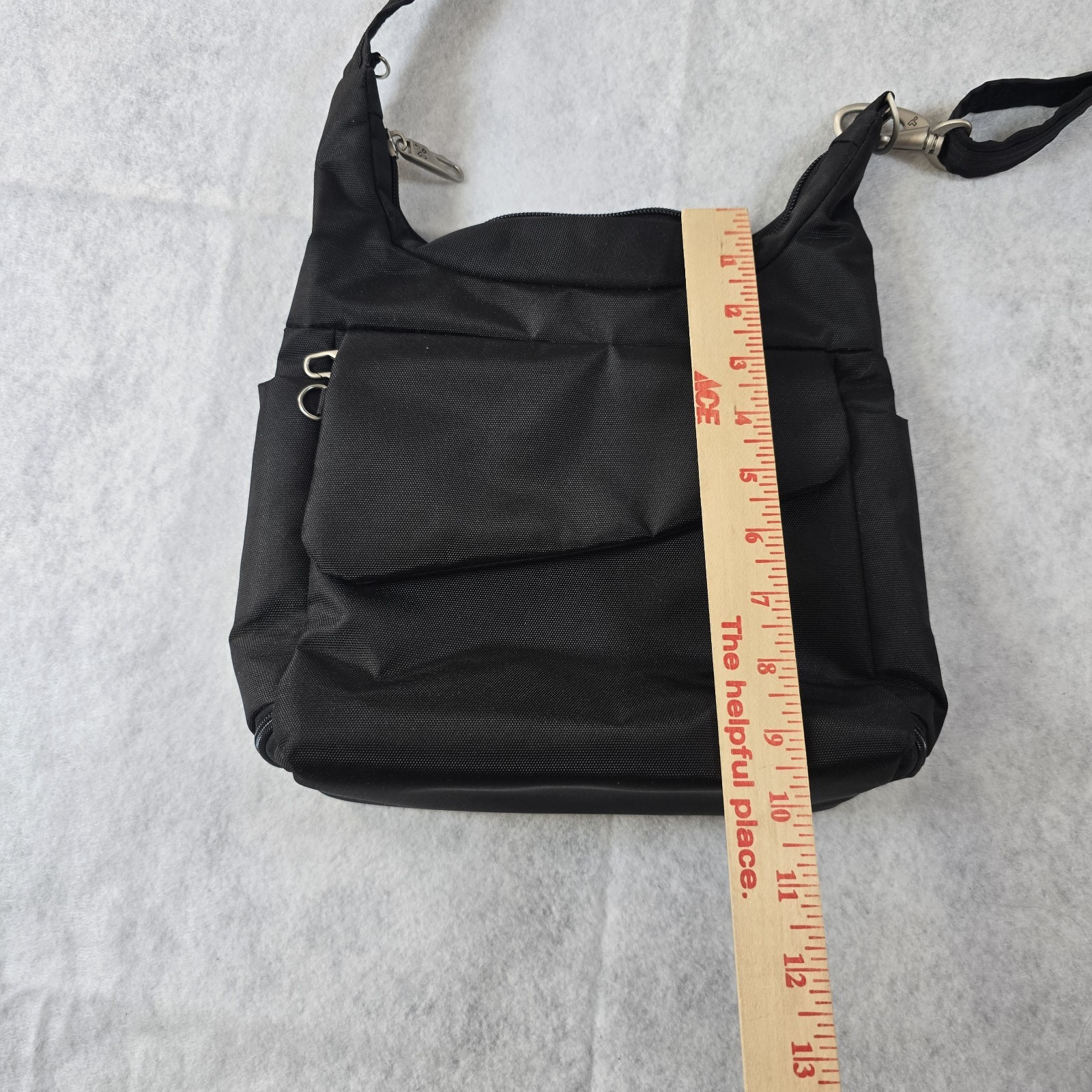 Travelon Anti-Theft Classic Messenger Bag, Black Handbag