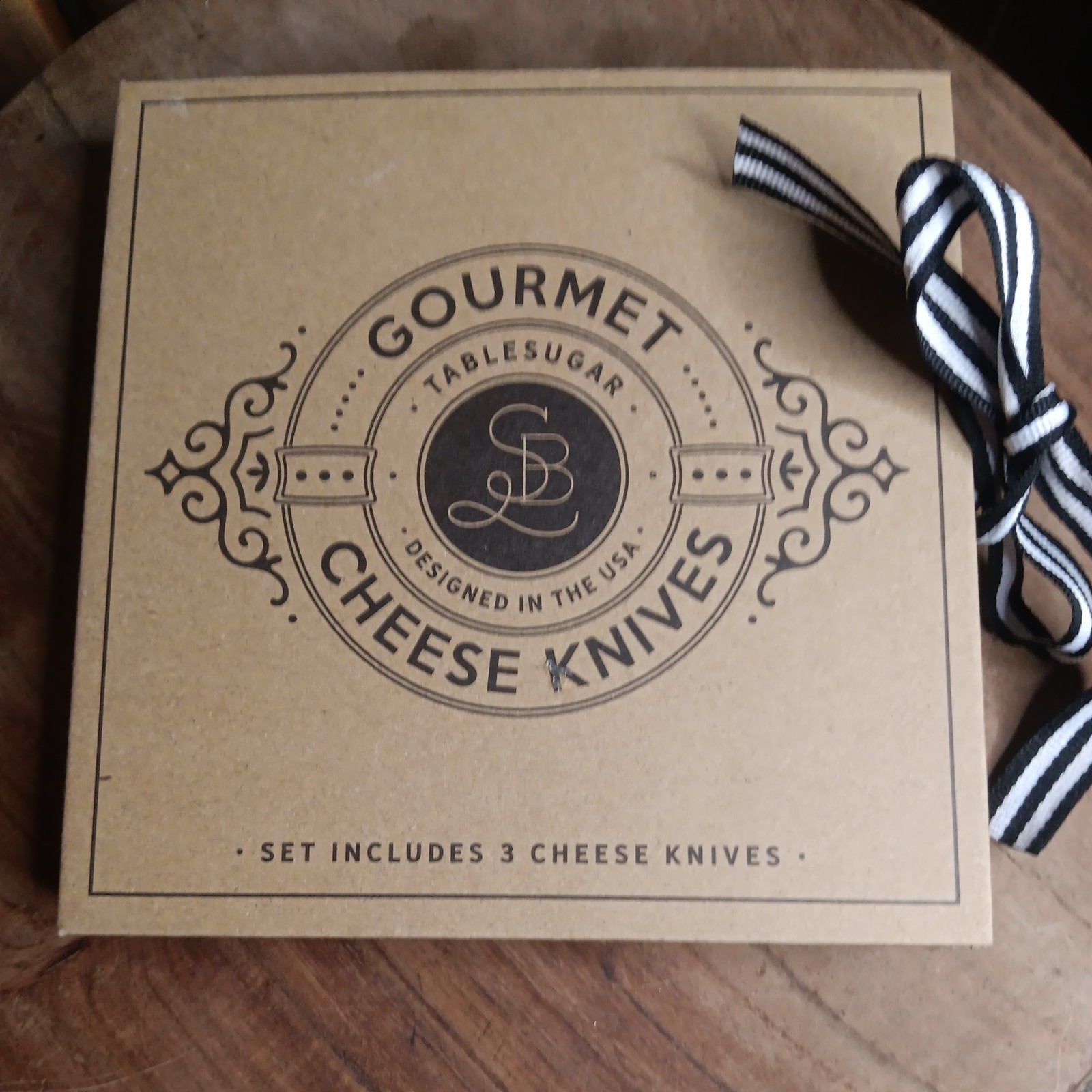 Santa Barbara Design Studio Table Sugar 3-Piece Gift Set with Cheese Knives