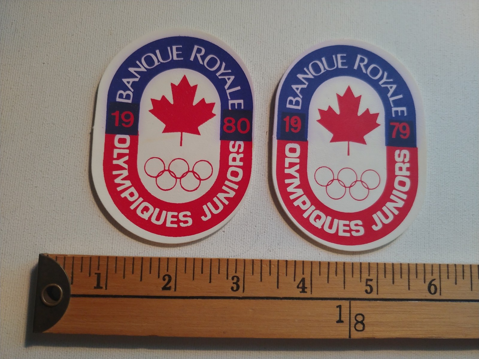 * 79-80 ROYAL BANK JUNIOR OLYMPICS SPORTS VINYL FRENCH PATCH CREST ECUSSON *