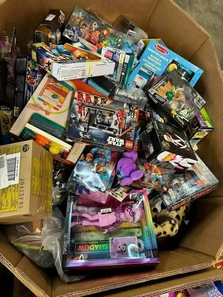 General Mixed Goods Box – Liquidation Deal Lot – Fast Handling